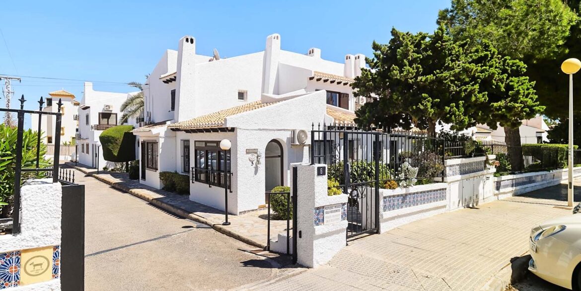246_townhouse_for_sale_in_cabo_roig_230426085308_dscf2774