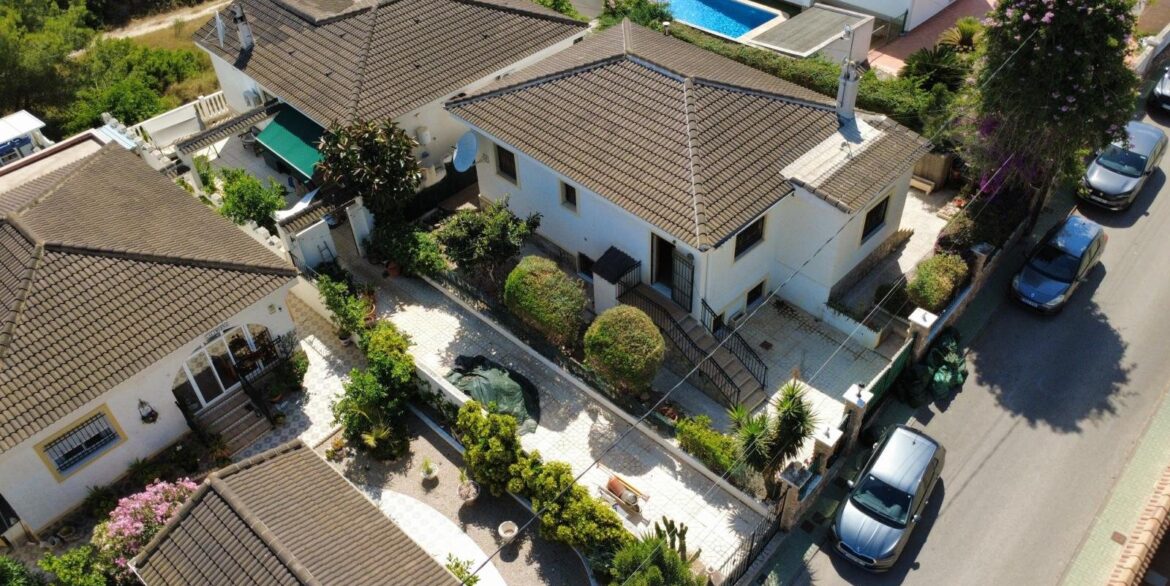 247_detached_villa_for_sale_in_pinar_de_campoverde_110626141020_photo_2026_06_11_14_04_40_3