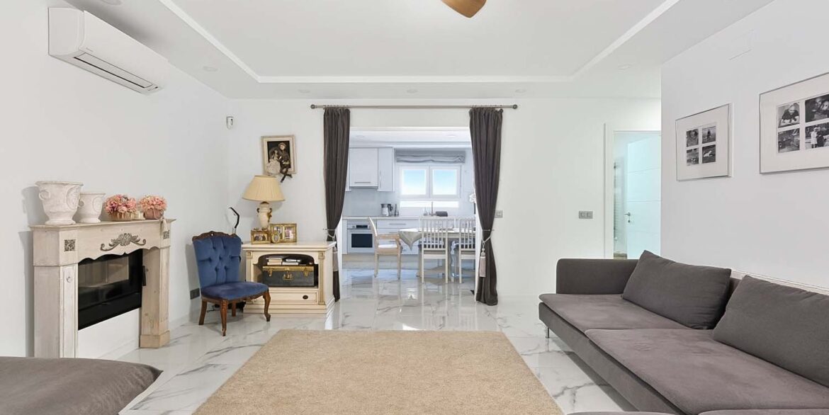 248_detached_villa_for_sale_in_pinar_de_campoverde_040526085858_dscf3052