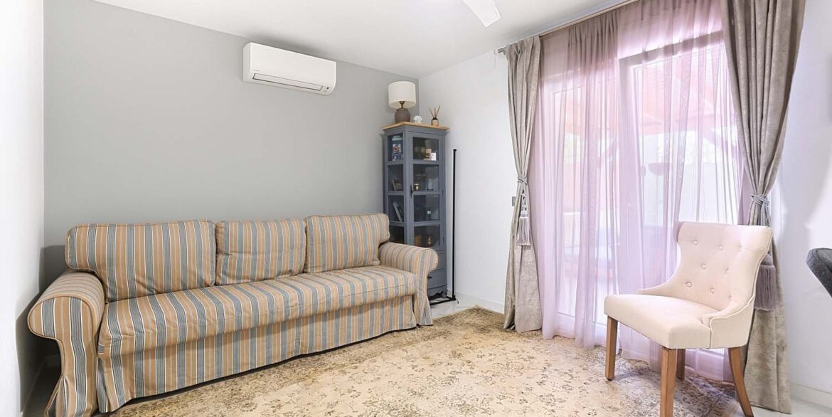 248_detached_villa_for_sale_in_pinar_de_campoverde_040526085912_dscf3075