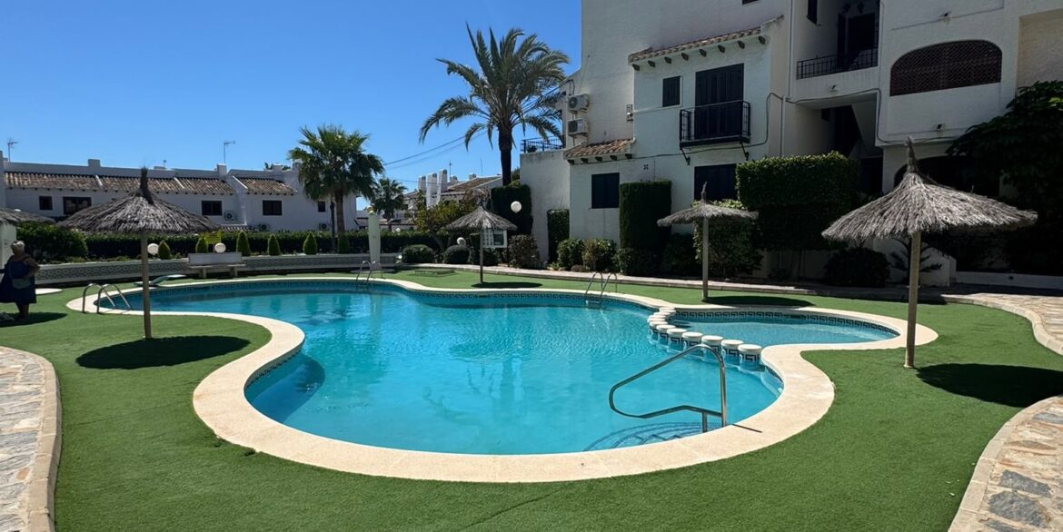 261_apartment_for_sale_in_cabo_roig_210526123031_photo_2026_05_21_11_46_55
