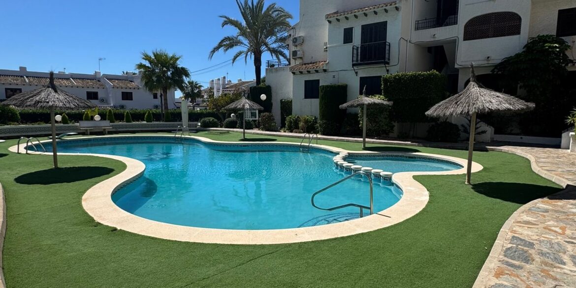 261_apartment_for_sale_in_cabo_roig_210526123031_photo_2026_05_21_11_46_55_2