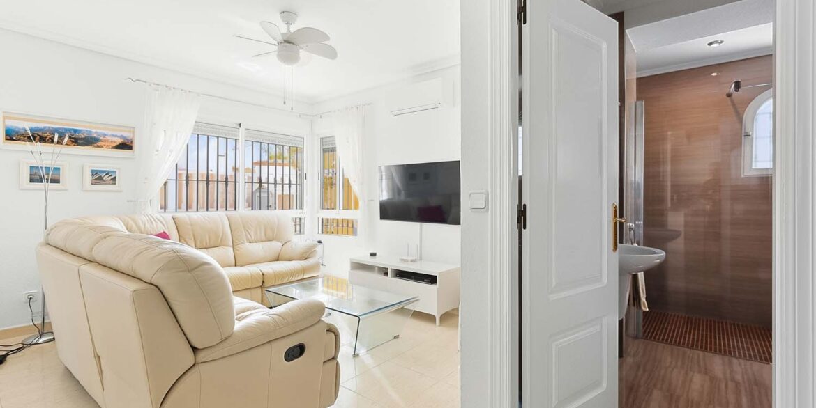 263_detached_villa_for_sale_in_pinar_de_campoverde_210526134843_dscf6083
