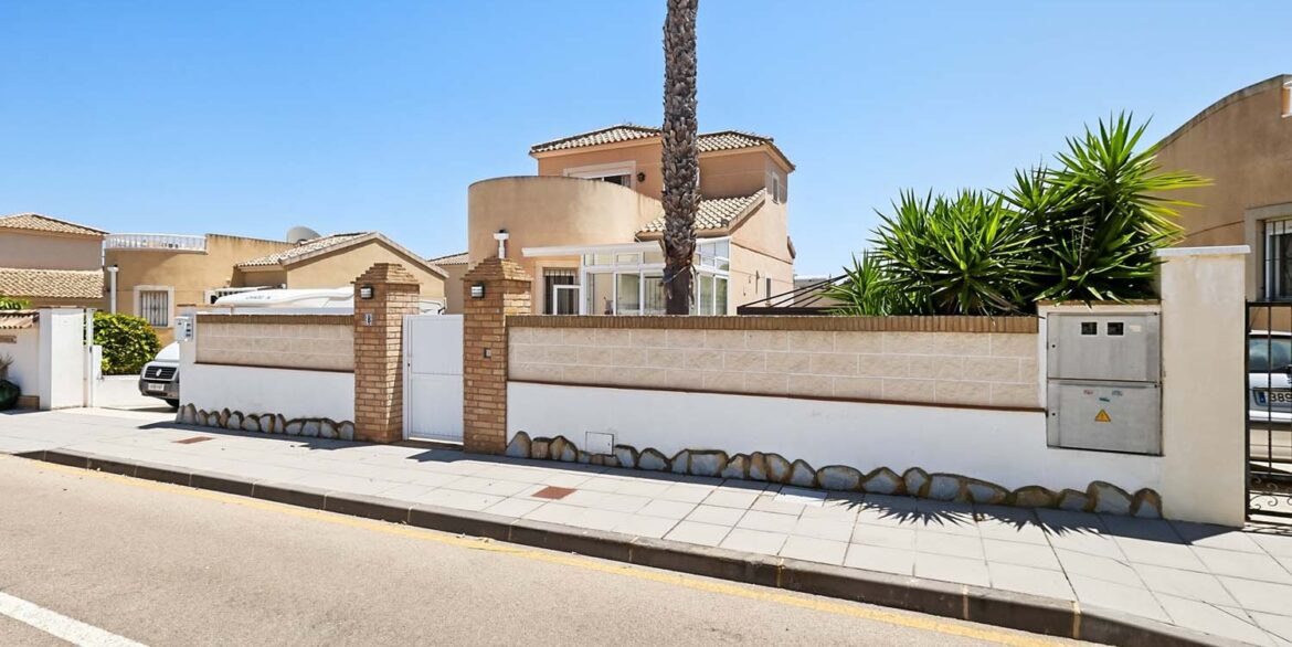 273_detached_villa_for_sale_in_pinar_de_campoverde_080626091716_dscf7432