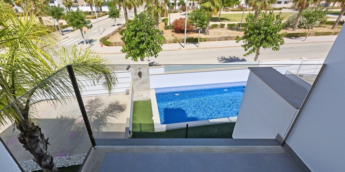 279_531_penthouse_apartment_in_torre_de_la_horadada_170626082931_dscf8182_resized