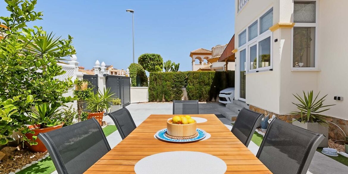 284_detached_villa_for_sale_in_pinar_de_campoverde_230626123216_dscf9203