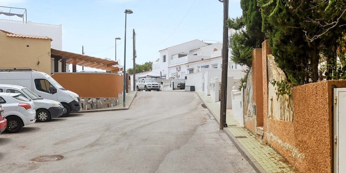 295_townhouse_for_sale_in_pinar_de_campoverde_270726124638_dscf3435