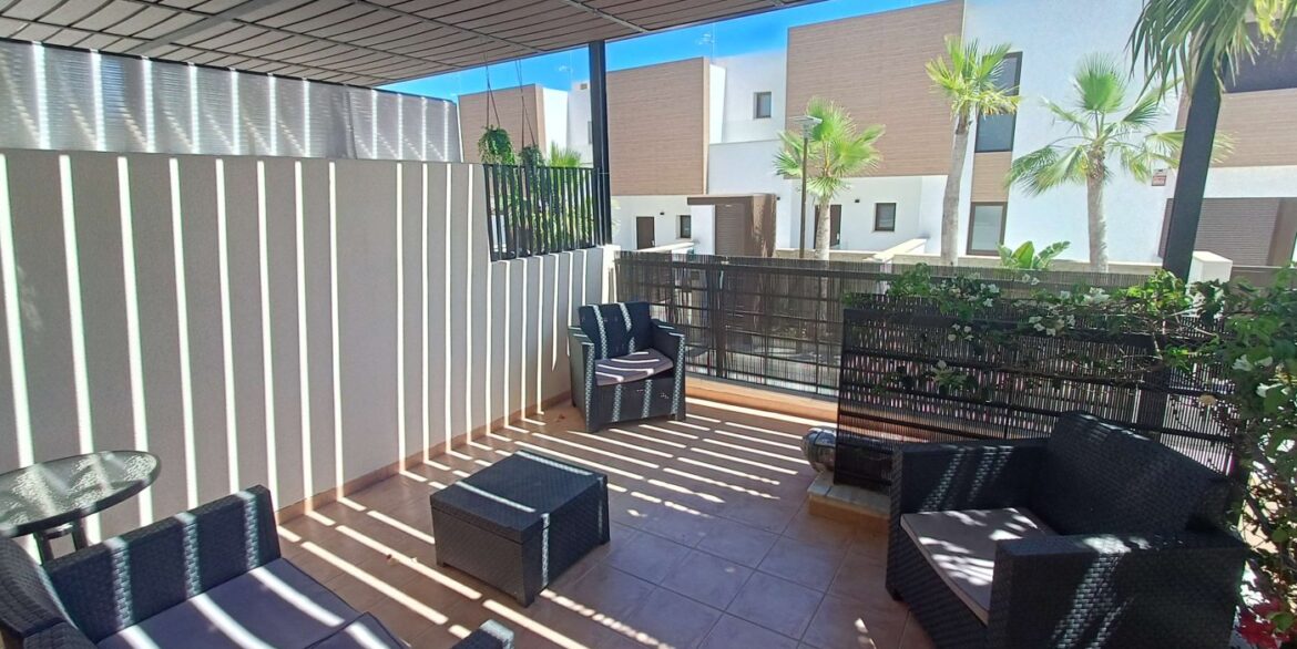 13687_beautiful_quad_villa_with_large_solarium__underbuild_and_garage_280526170946_42