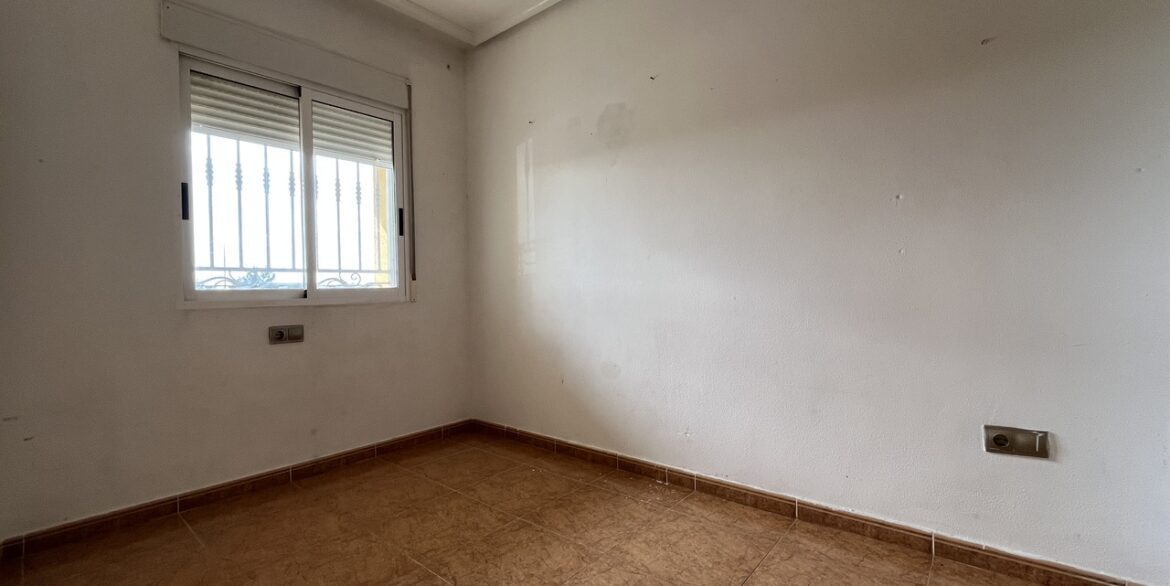 160832-apartments-for-sale-in-almoradi-31548275-large