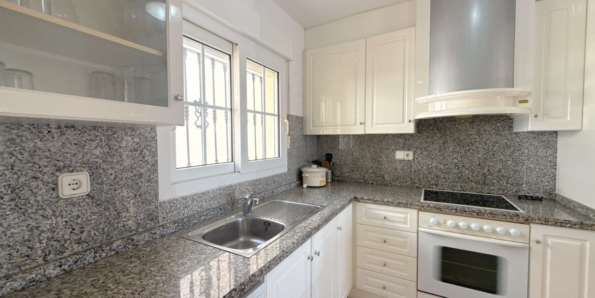 KJEG7227-compressed