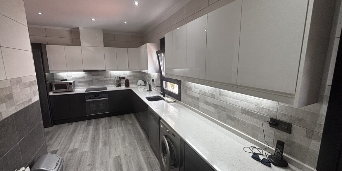 bc404-kitchen_3bc404-