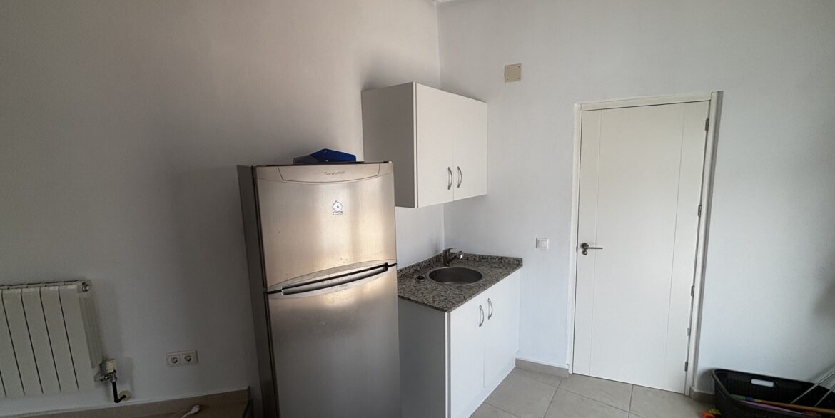 bc404-underbuild_little_kitchenbc404-