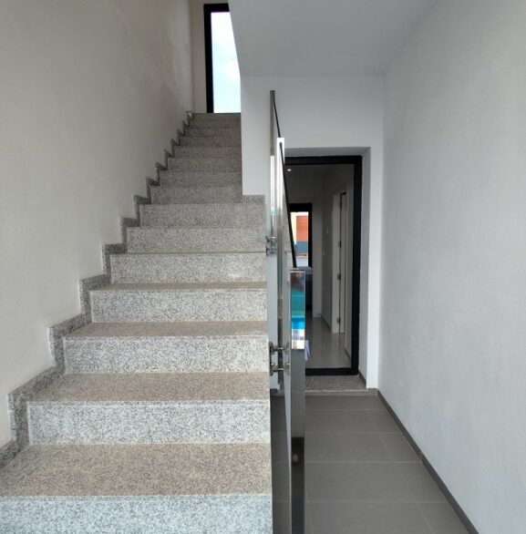 full_1562650_67090298
