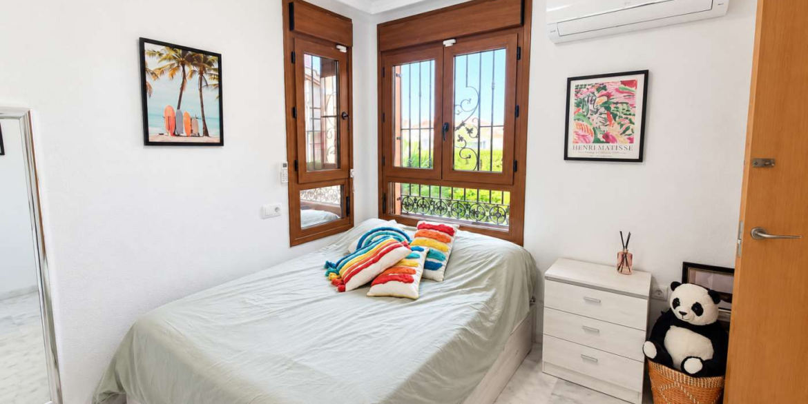 14603_exceptional_frontline_golf_villa_with_private_pool_290926154202_imagen_de_chatgpt_29_sept_2026__15_14_00