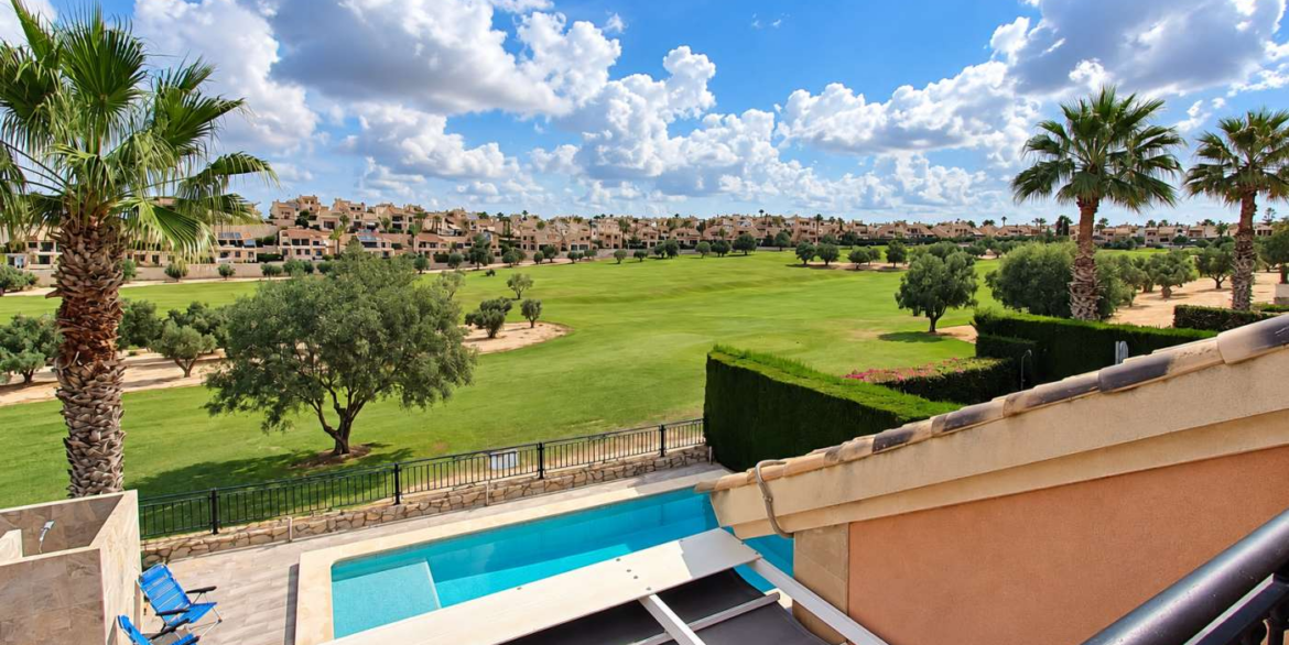 14603_exceptional_frontline_golf_villa_with_private_pool_290926161520_imagen_de_chatgpt_29_sept_2026__15_57_30