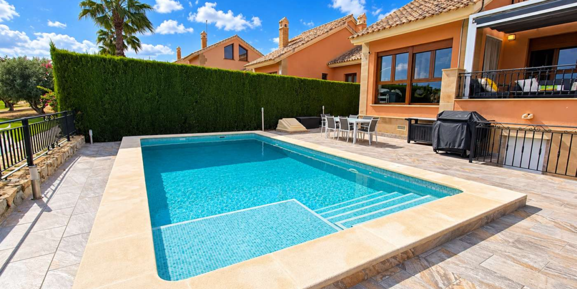 14603_exceptional_frontline_golf_villa_with_private_pool_290926161557_imagen_de_chatgpt_29_sept_2026__16_08_04