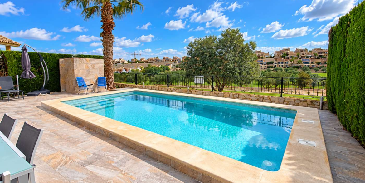 14603_exceptional_frontline_golf_villa_with_private_pool_300926154413_imagen_de_chatgpt_30_sept_2026__15_15_39