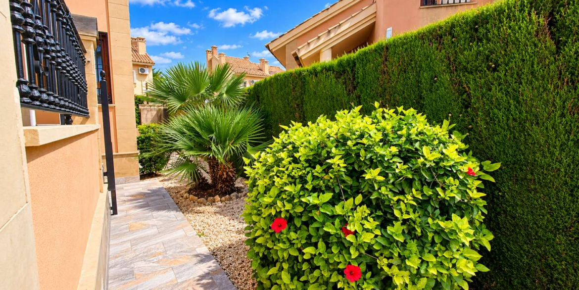 14603_exceptional_frontline_golf_villa_with_private_pool_300926154414_imagen_de_chatgpt_30_sept_2026__15_29_30